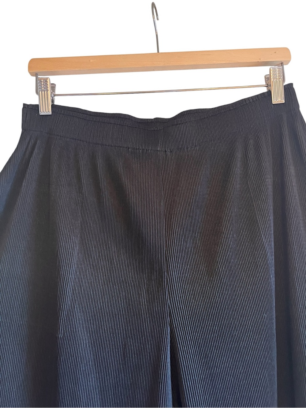 Weekend MaxMara Pleated Balloon Trousers in black size L excellent condition - Picture 7 of 15